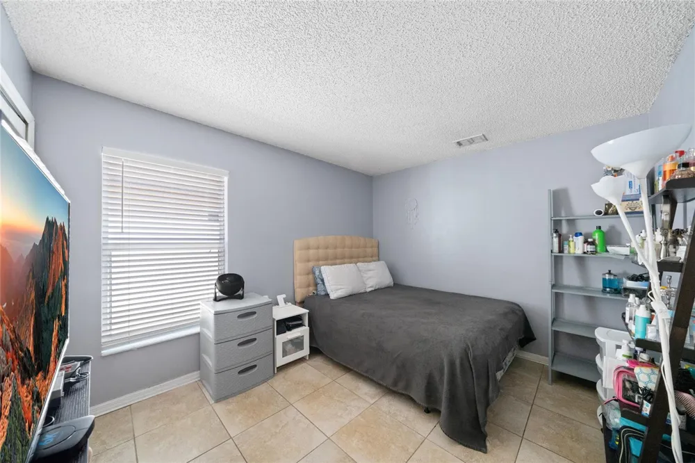 333 CHESHIRE WAY Davenport, FL 33897