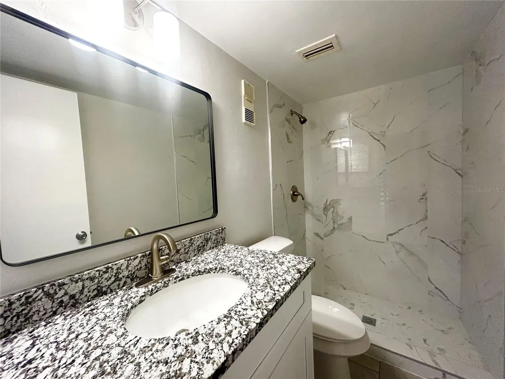 4906 VICTORIA DRIVE #103 Cape Coral, FL 33904