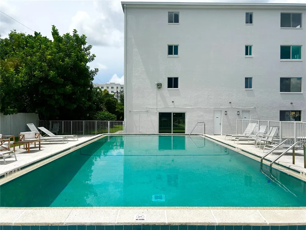 4906 VICTORIA DRIVE #103 Cape Coral, FL 33904