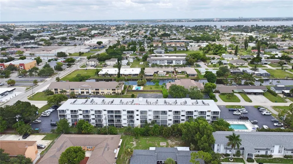 4906 VICTORIA DRIVE #103 Cape Coral, FL 33904