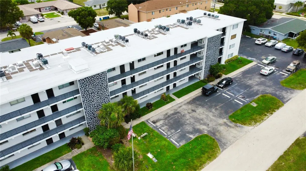 4906 VICTORIA DRIVE #103 Cape Coral, FL 33904