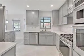 2410 NW 137th Terrace Sunrise, FL 33323