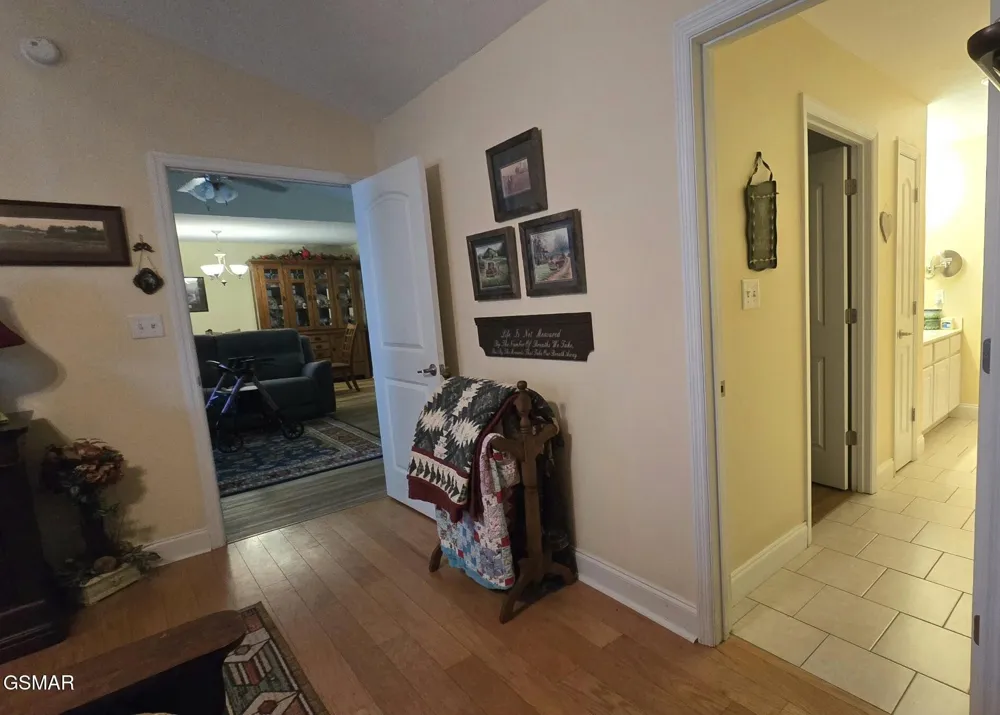 240 River Garden Court Sevierville, TN 37862