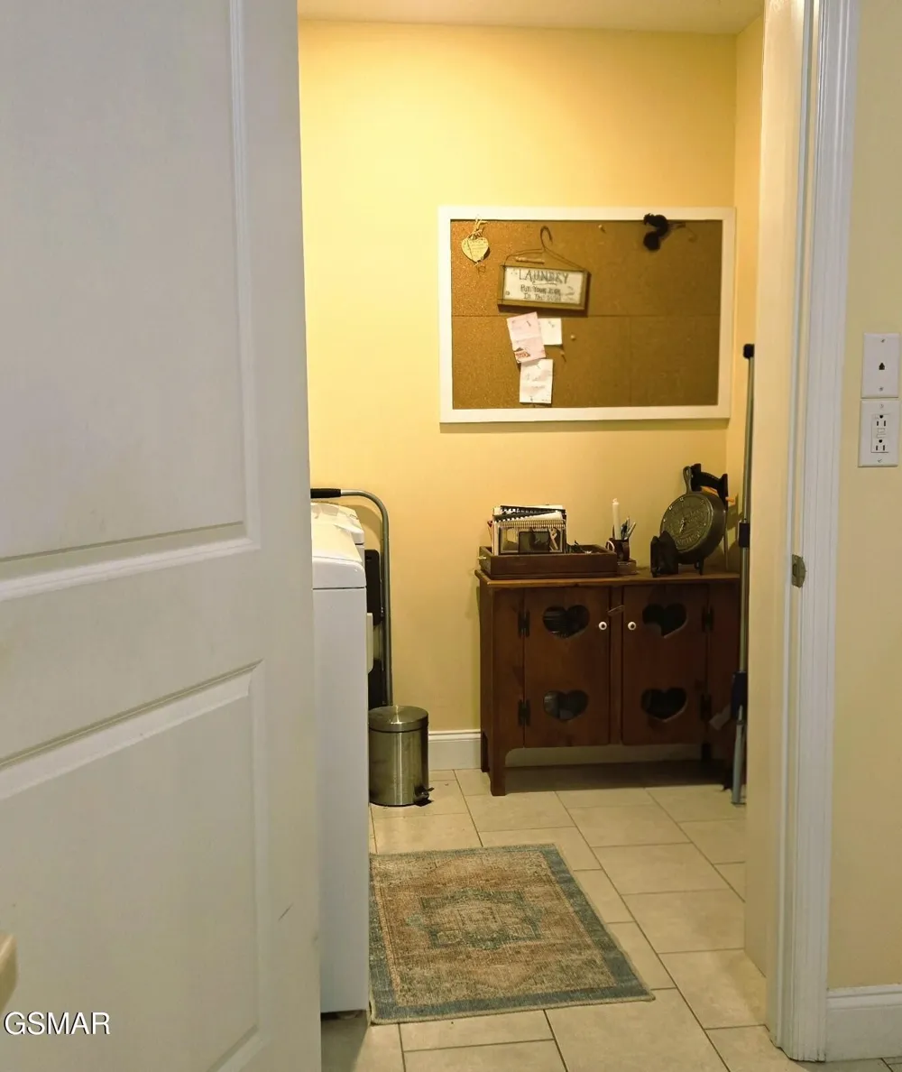 240 River Garden Court Sevierville, TN 37862