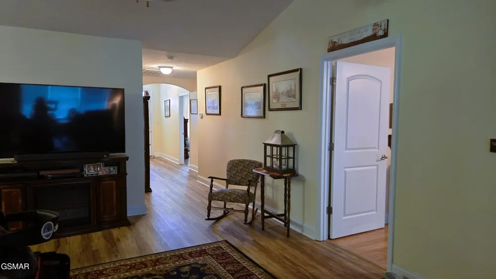 240 River Garden Court Sevierville, TN 37862