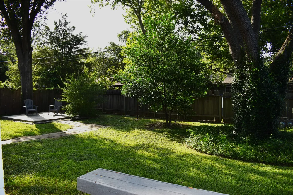 1702 Pecos Avenue Rockdale, TX 76567