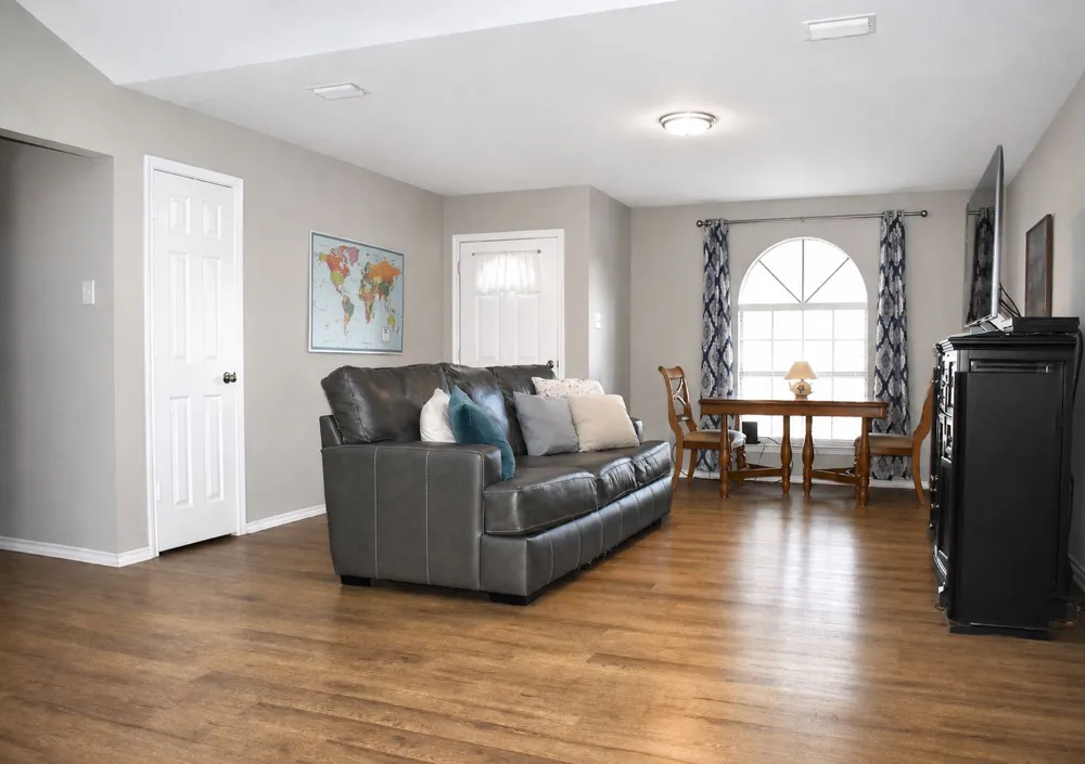 1702 Pecos Avenue Rockdale, TX 76567