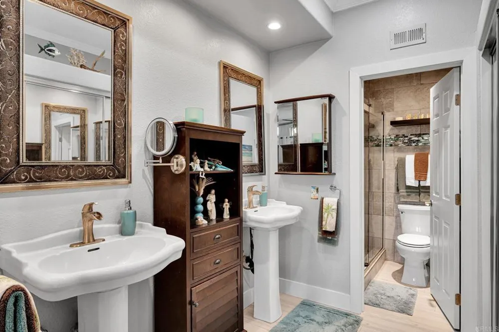 3587 Cameo Drive #19 Oceanside, CA 92056
