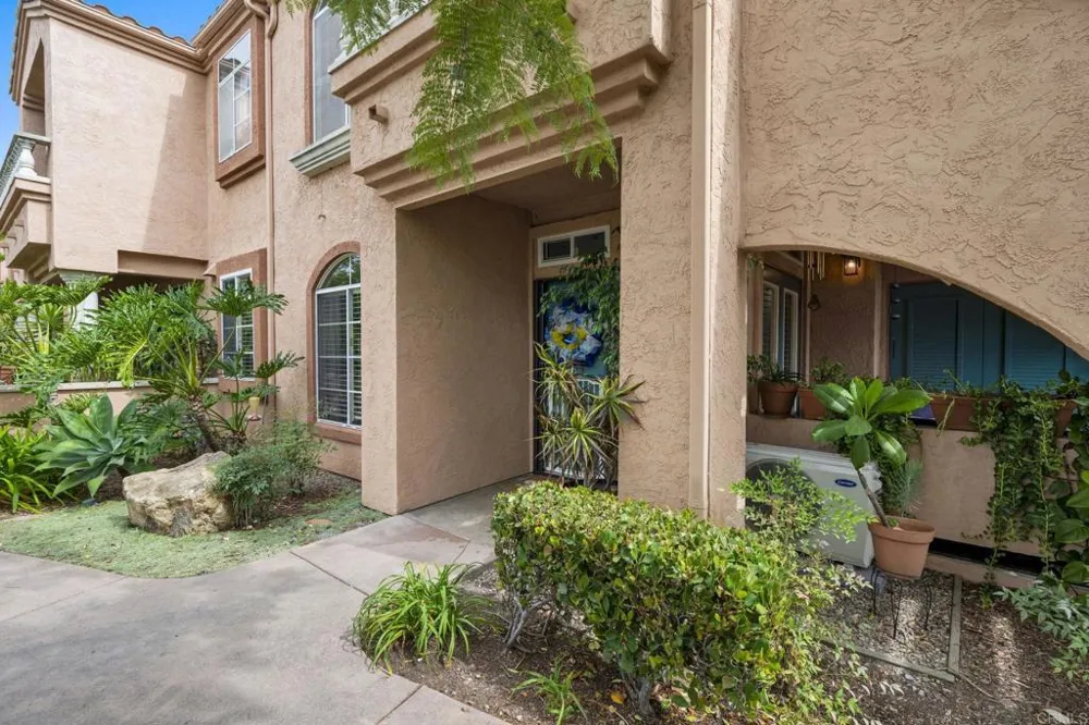 3587 Cameo Drive #19 Oceanside, CA 92056