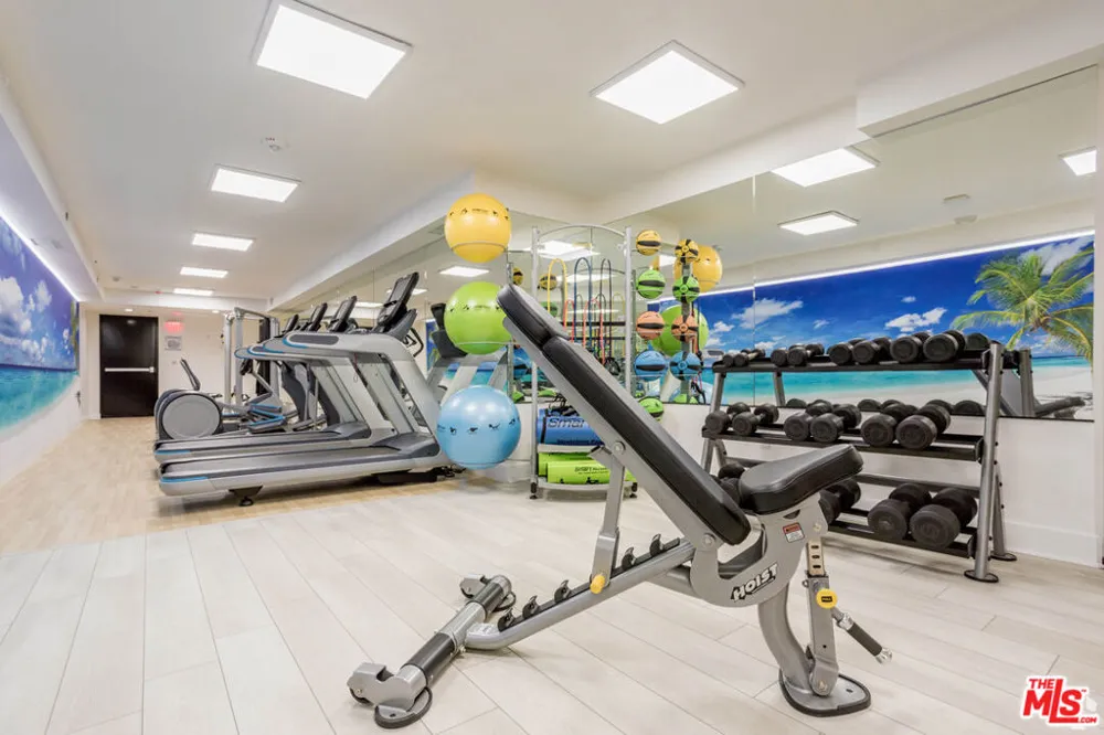 105 S Doheny Drive #PH2 Los Angeles, CA 90048