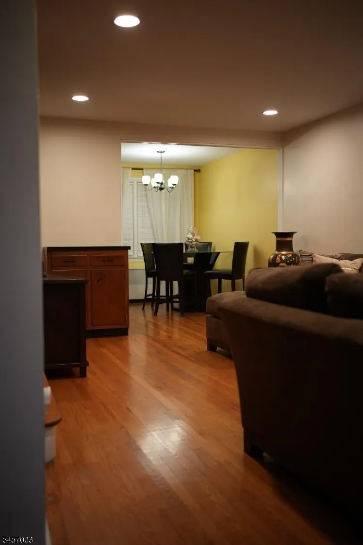 154 Boyden Avenue Maplewood, NJ 07040