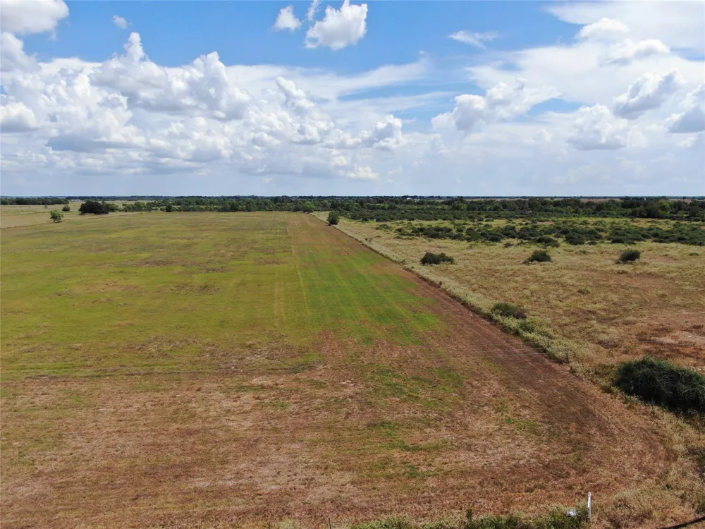 Fm 2761 Cat Spring, TX 78933