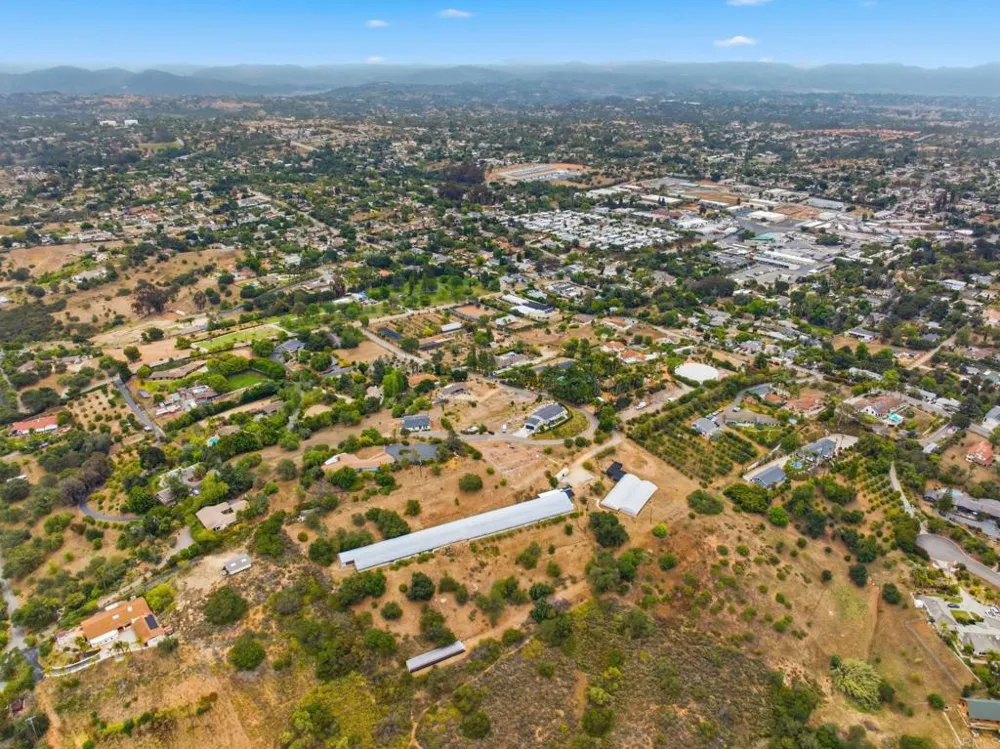 803 Quail Hill Road Fallbrook, CA 92028