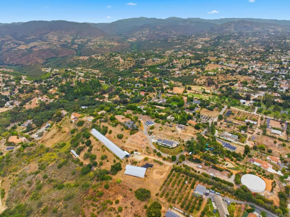 803 Quail Hill Road Fallbrook, CA 92028