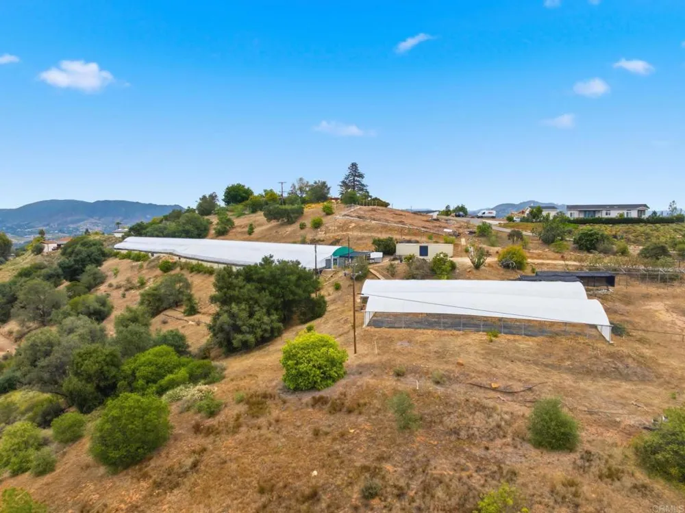 803 Quail Hill Road Fallbrook, CA 92028