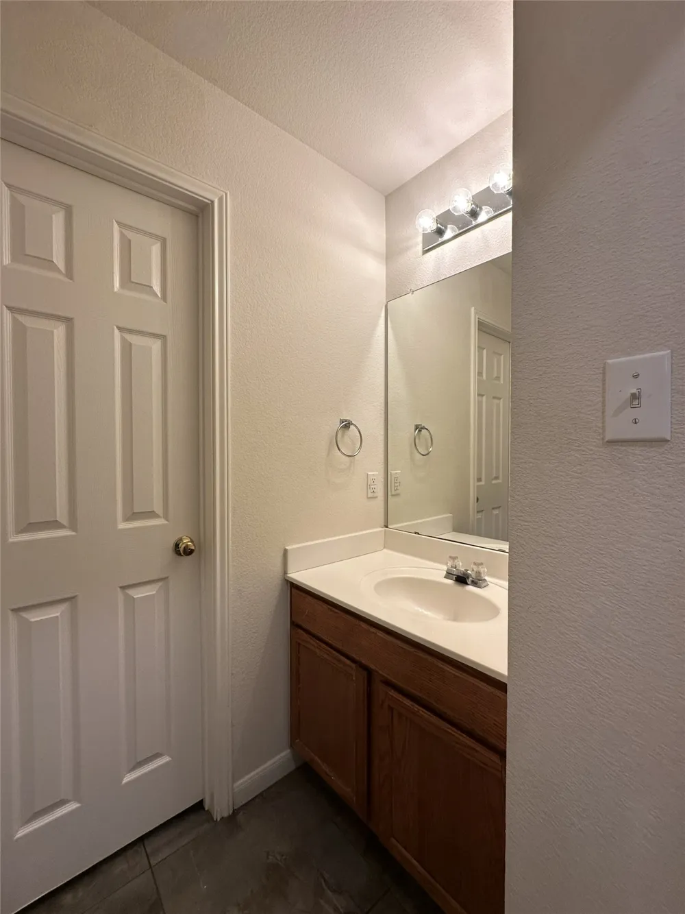 722 Ranier Lane Round Rock, TX 78665
