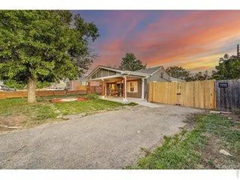 6420 E 63rd Place