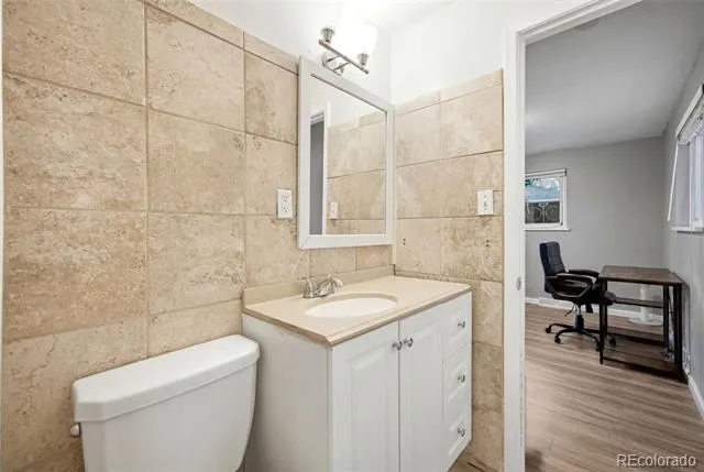 1490 S Zephyr Street Lakewood, CO 80232