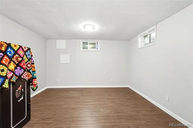 1490 S Zephyr Street Lakewood, CO 80232