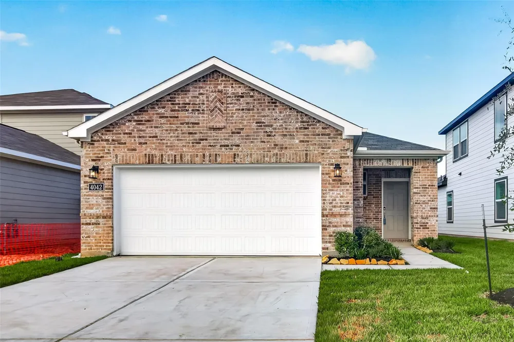 4042 Bay Court Brookshire, TX 77423