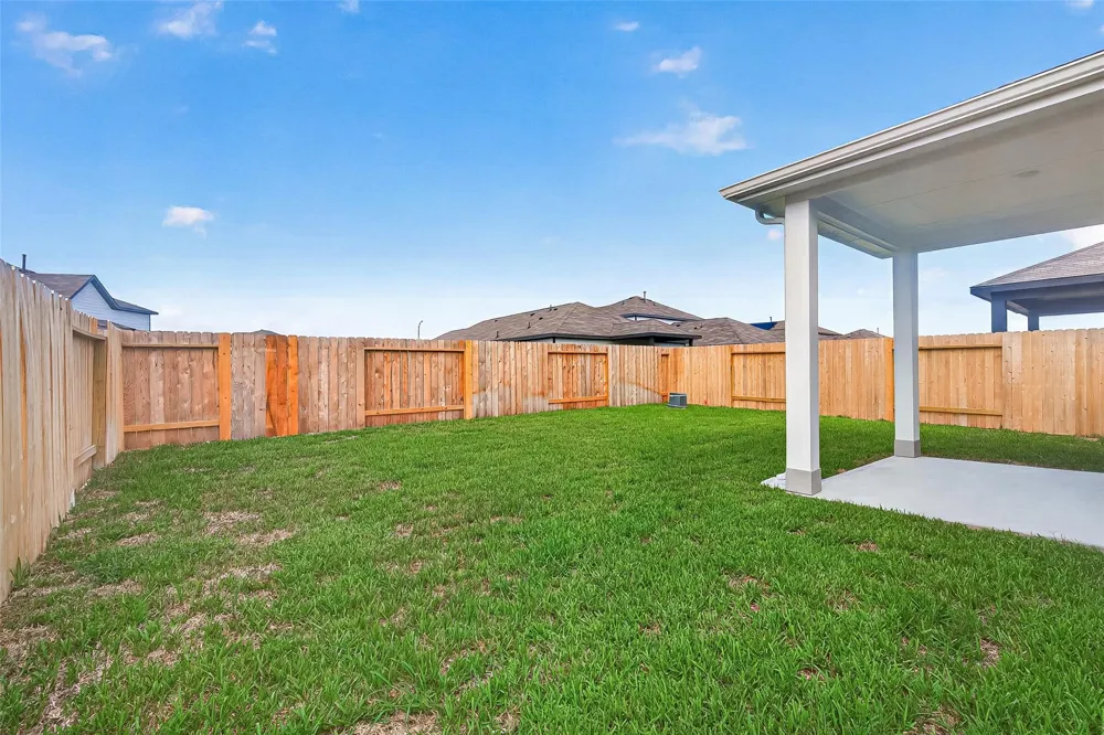 4042 Bay Court Brookshire, TX 77423
