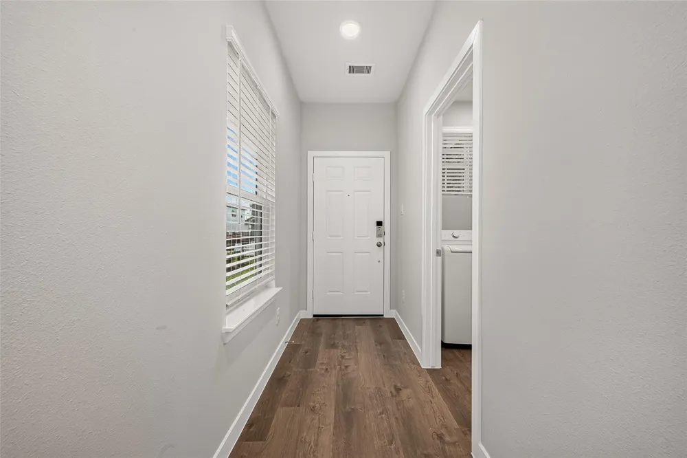 4042 Bay Court Brookshire, TX 77423