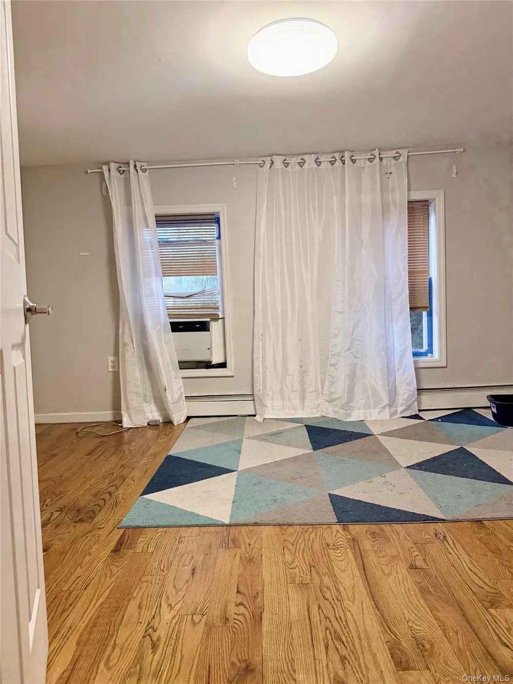 752 E 222nd Street Bronx, NY 10467