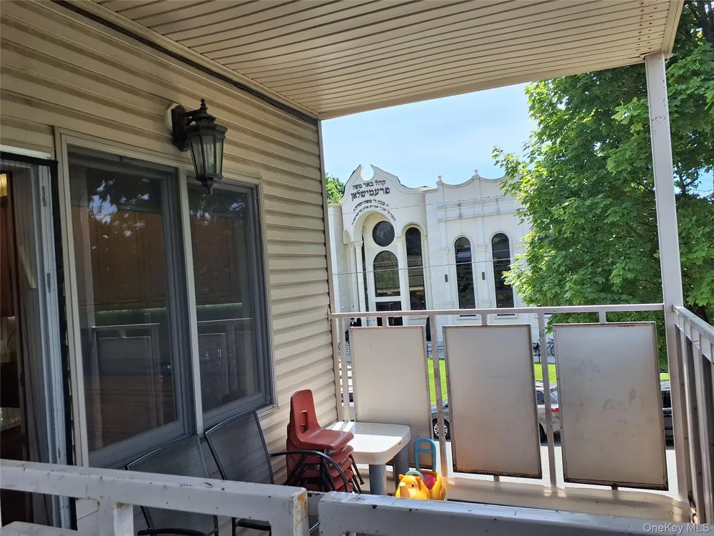 40 Herrick Avenue #201 Spring Valley, NY 10977