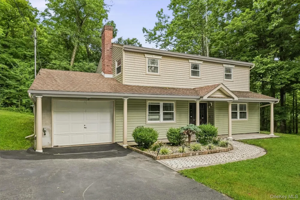 2 Lilac Hill Road New Windsor, NY 12553