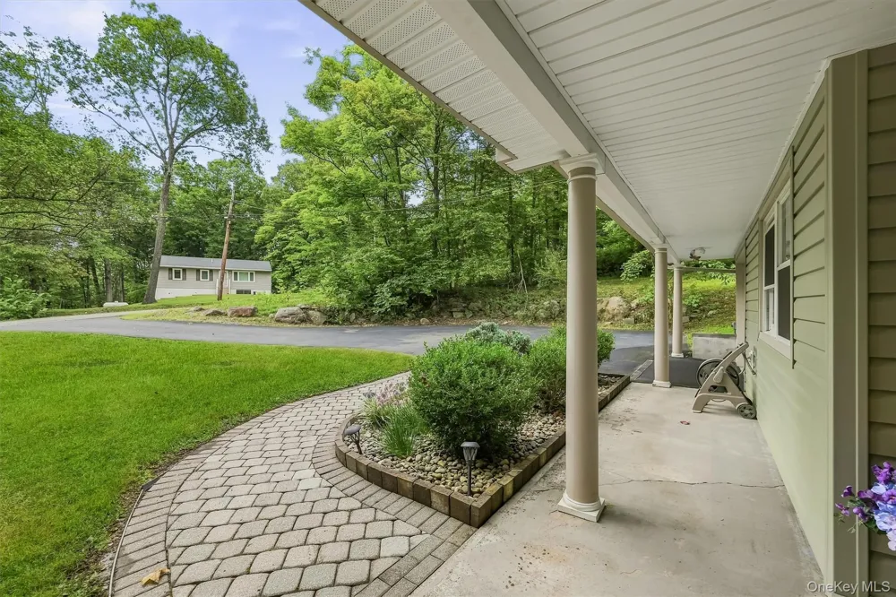 2 Lilac Hill Road New Windsor, NY 12553