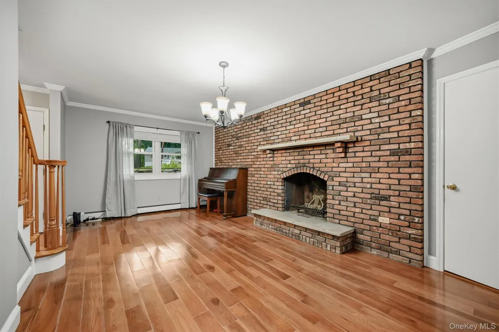 2 Lilac Hill Road New Windsor, NY 12553