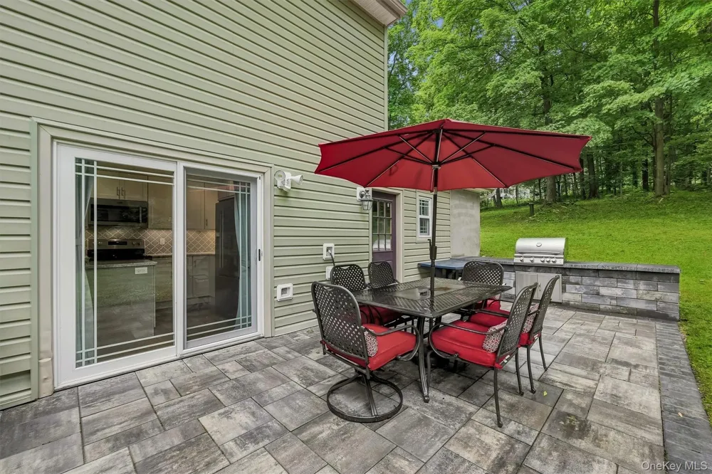 2 Lilac Hill Road New Windsor, NY 12553