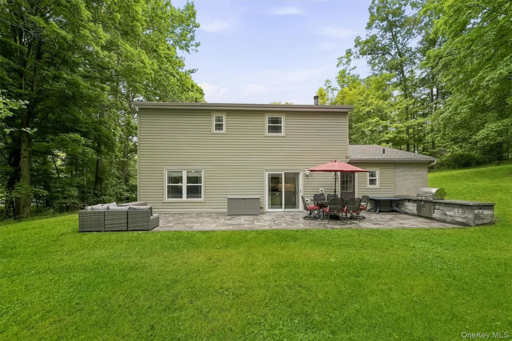 2 Lilac Hill Road New Windsor, NY 12553
