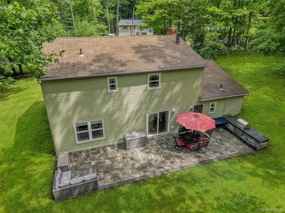 2 Lilac Hill Road New Windsor, NY 12553