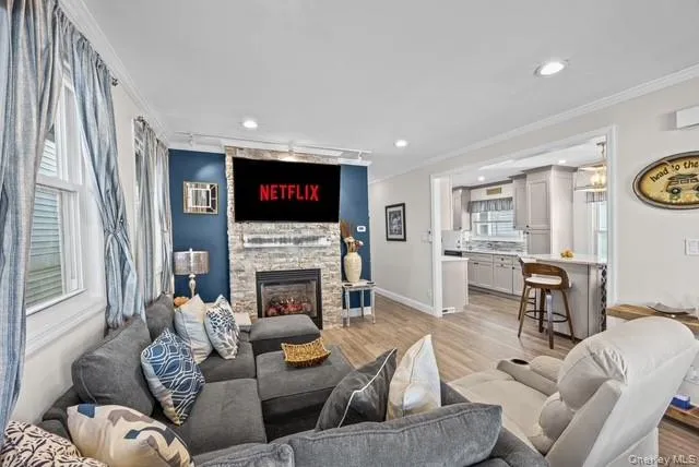 71 Connecticut Avenue Long Beach, NY 11561