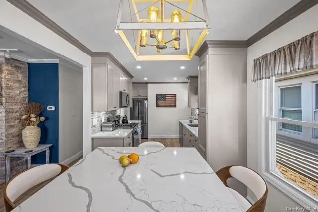 71 Connecticut Avenue Long Beach, NY 11561