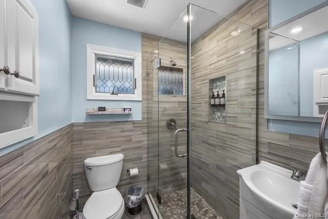 71 Connecticut Avenue Long Beach, NY 11561