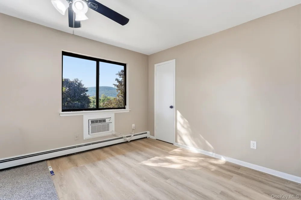 12 Skyline Drive #8 Fishkill, NY 12524