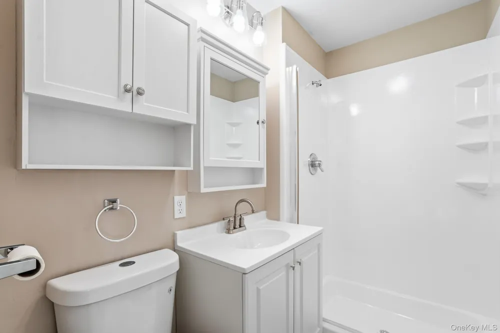 12 Skyline Drive #8 Fishkill, NY 12524