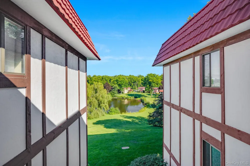 12 Skyline Drive #8 Fishkill, NY 12524