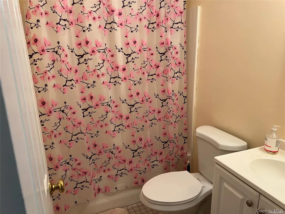 42-16 Rockaway Beach Boulevard #1st Fl Far Rockaway, NY 11691