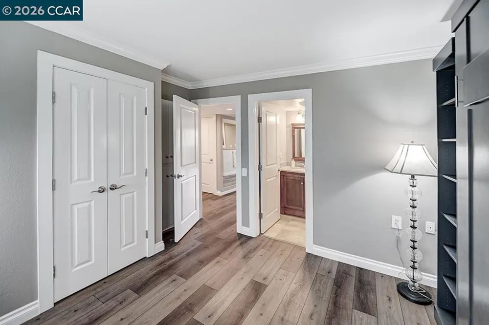 3248 Tice Creek Dr #4 Walnut Creek, CA 94595