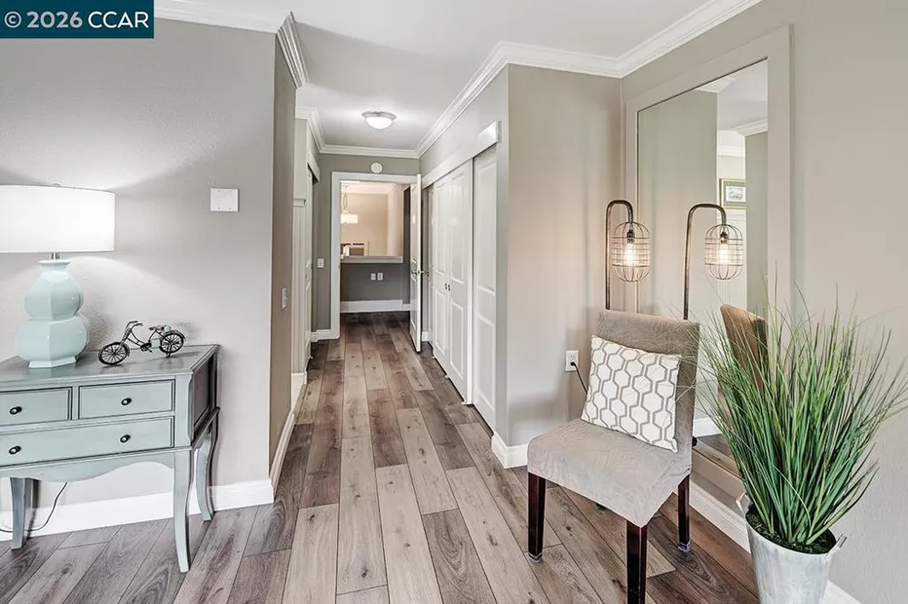 3248 Tice Creek Dr #4 Walnut Creek, CA 94595