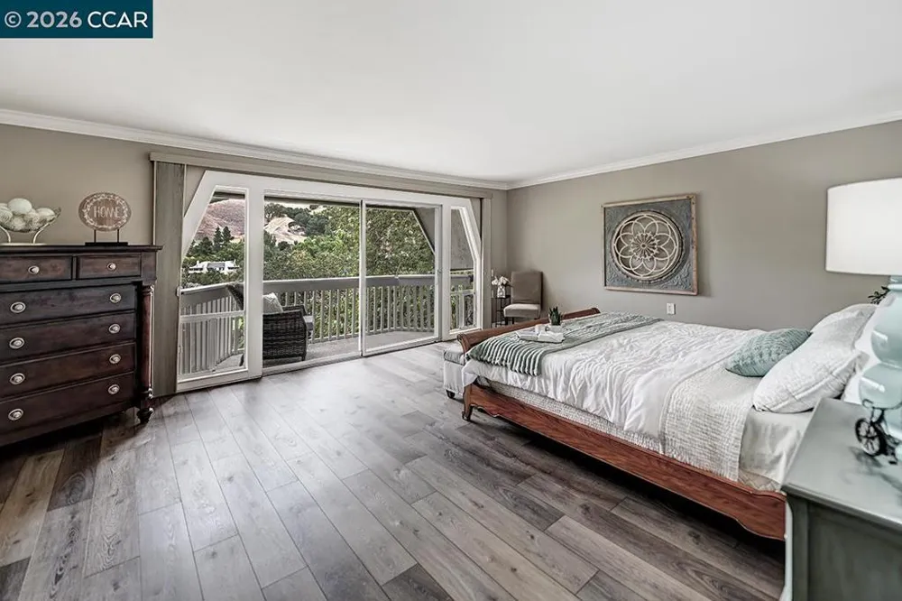 3248 Tice Creek Dr #4 Walnut Creek, CA 94595