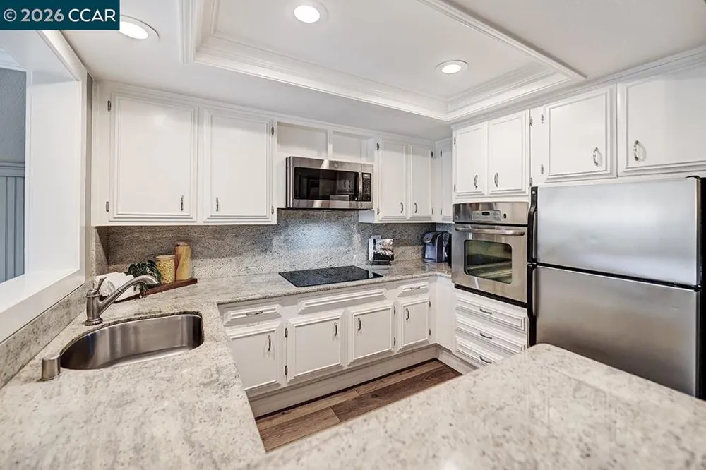 3248 Tice Creek Dr #4 Walnut Creek, CA 94595