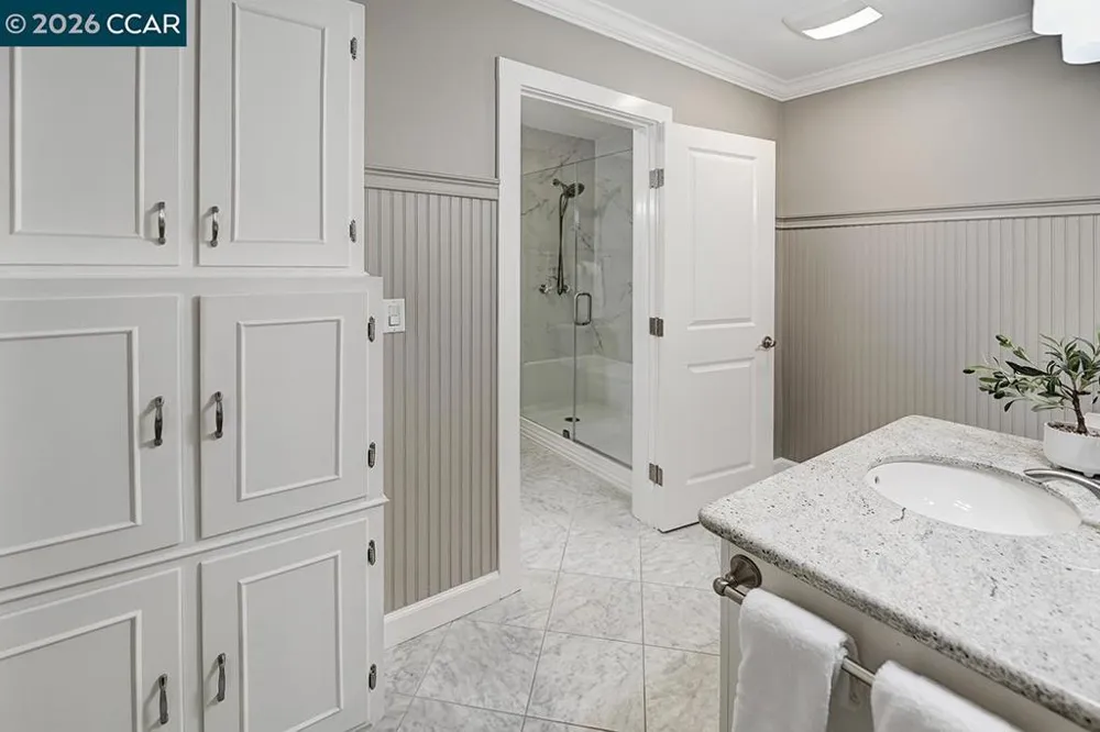 3248 Tice Creek Dr #4 Walnut Creek, CA 94595