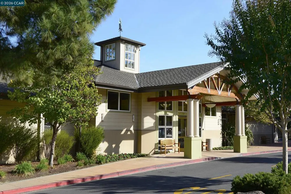 3248 Tice Creek Dr #4 Walnut Creek, CA 94595