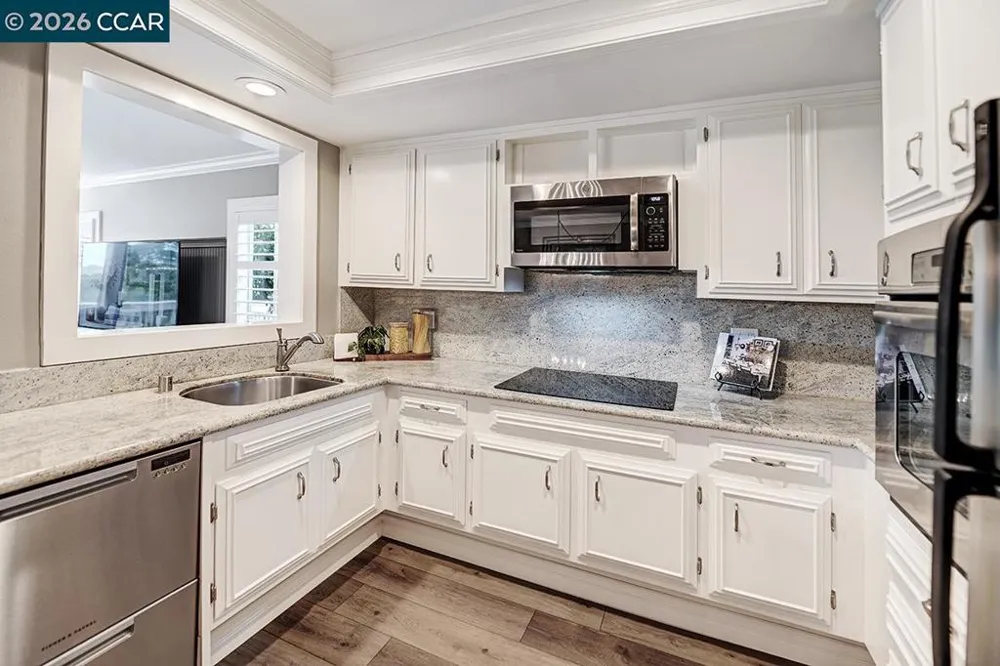 3248 Tice Creek Dr #4 Walnut Creek, CA 94595