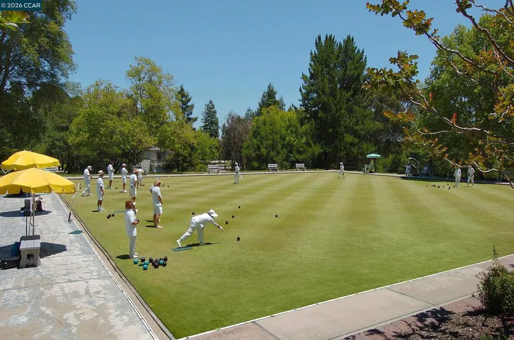 3248 Tice Creek Dr #4 Walnut Creek, CA 94595