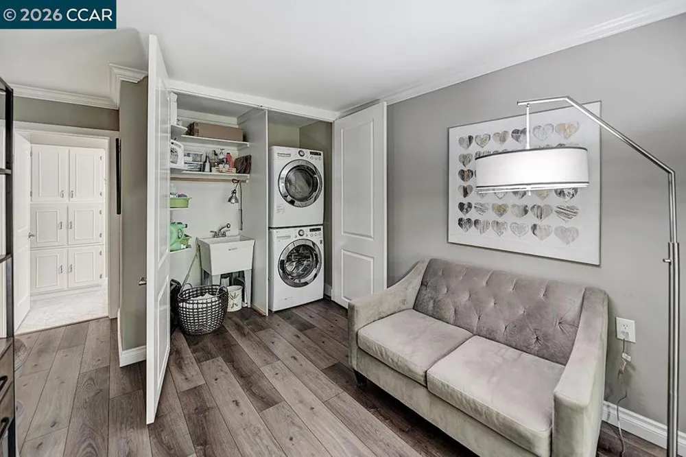 3248 Tice Creek Dr #4 Walnut Creek, CA 94595